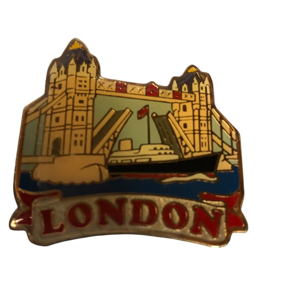 London Tower Bridge Souvenir Magnet Collectible Travel Memorabilia